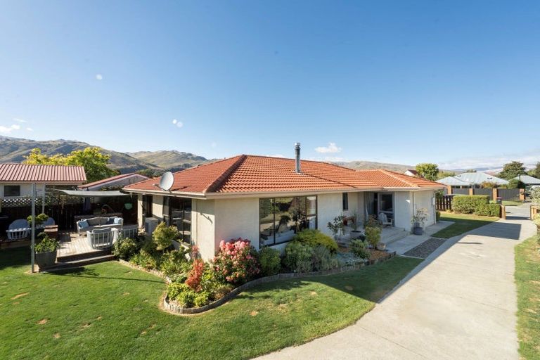 Photo of property in 12 Coleraine Street, Cromwell, 9310