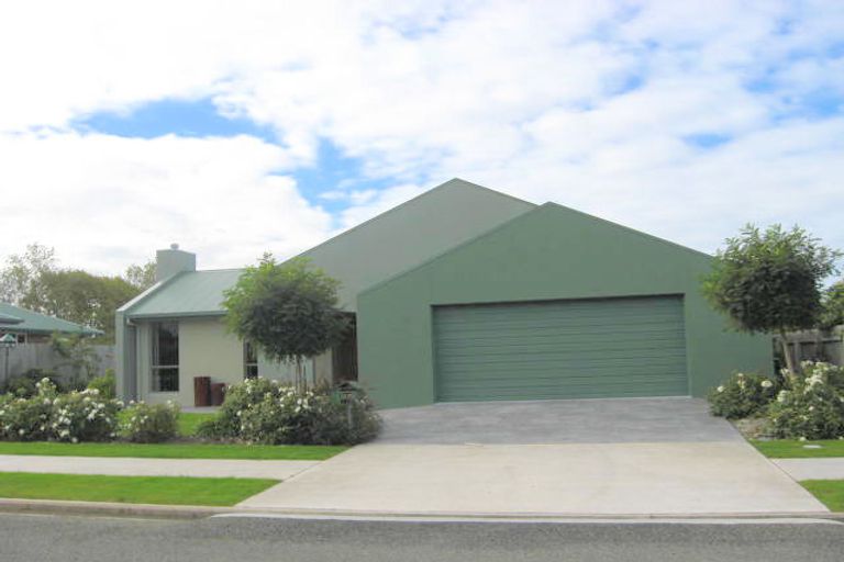 Photo of property in 12 Hannah Place, Holmes Hill, Oamaru, 9401