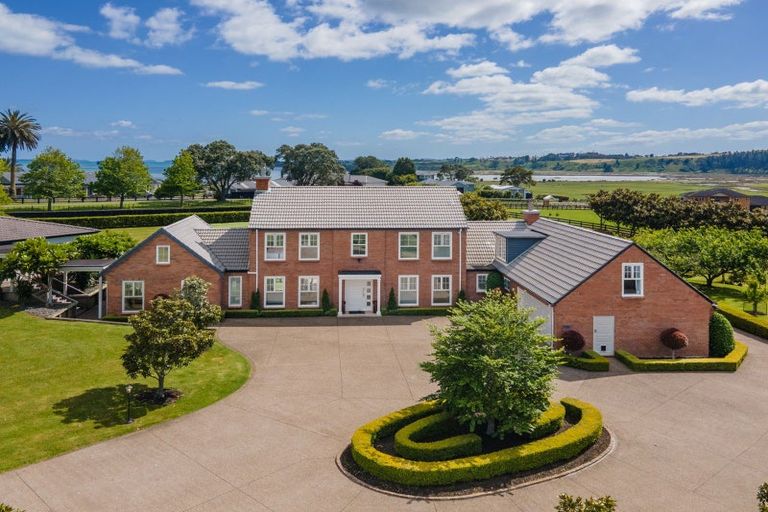 Photo of property in 287 Clifton Road, Whitford, Howick, 2571