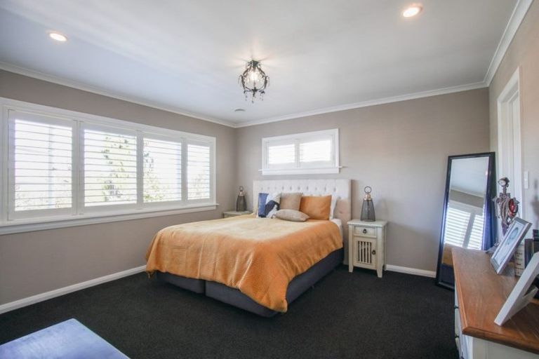 Photo of property in 86 Fitzroy Street, Terrace End, Palmerston North, 4410