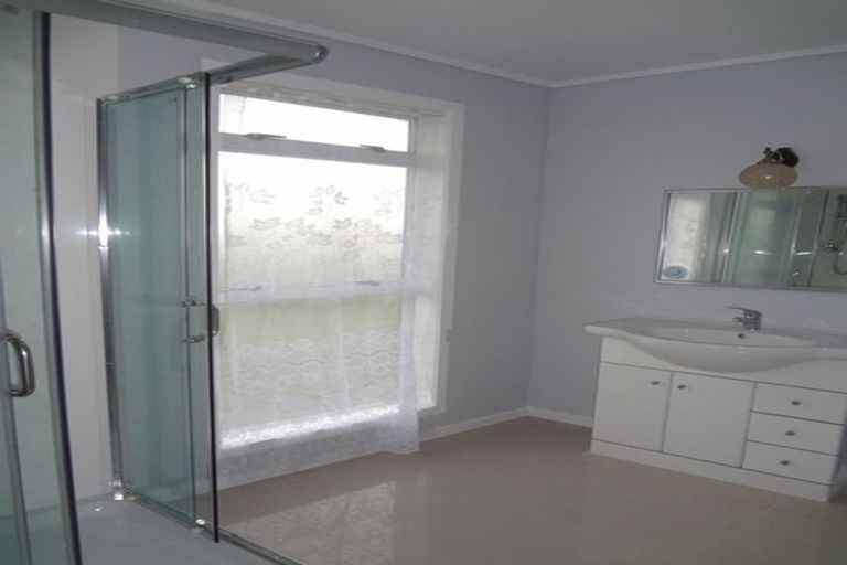 Photo of property in 71 Dominion Road, Papakura, 2110