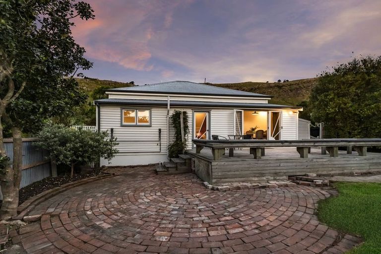 Photo of property in 79 Bridle Path Road, Heathcote Valley, Christchurch, 8022