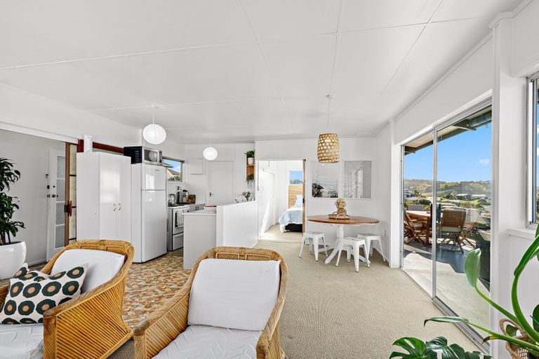 Photo of property in 19 Kotuku Place, Snells Beach, 0920