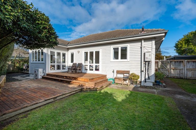 Photo of property in 45 Alfred Street, Fairfield, Hamilton, 3214