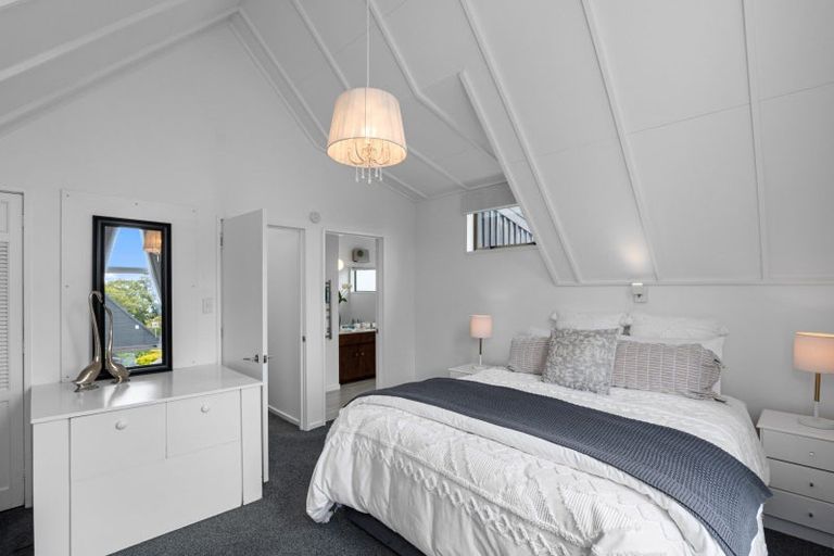 Photo of property in 2/7 Highgate Avenue, Merivale, Christchurch, 8014