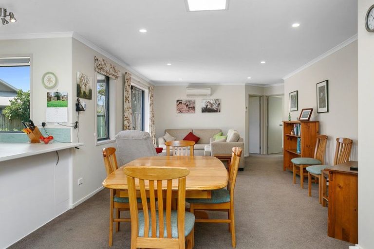 Photo of property in 14 Watkins Road, Cambridge, 3434