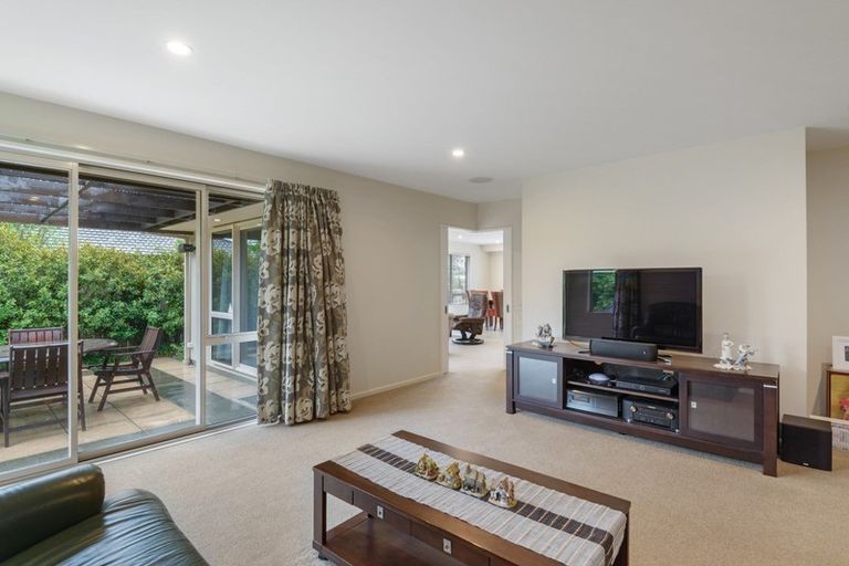 Photo of property in 40 Worsleys Road, Cracroft, Christchurch, 8025