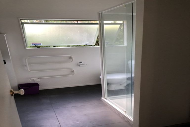 Photo of property in 32 Koromiko Street, New Lynn, Auckland, 0600