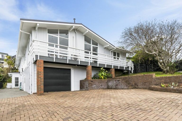 Photo of property in 29 Acacia Avenue, Maungaraki, Lower Hutt, 5010