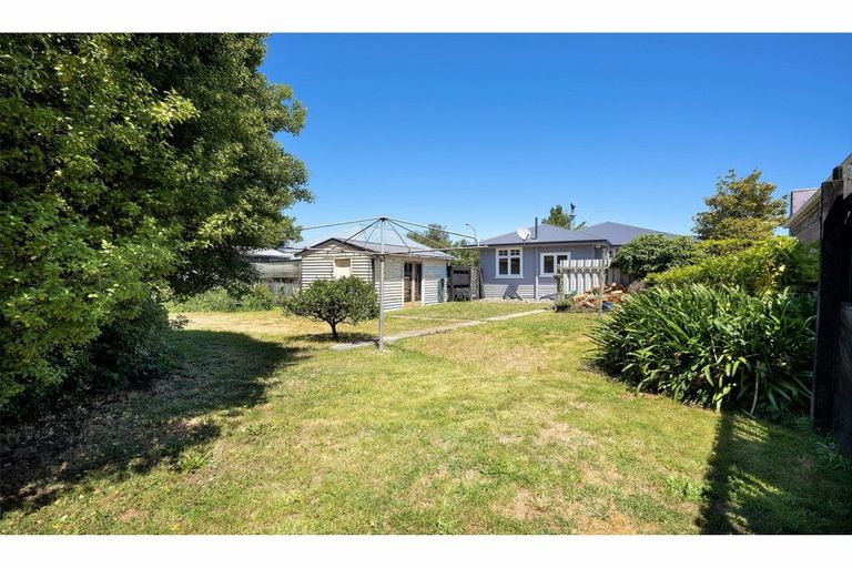 Photo of property in 257 Ferry Road, Waltham, Christchurch, 8011