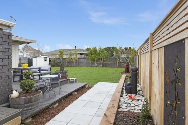 Photo of property in 6 Castile Place, Belfast, Christchurch, 8051