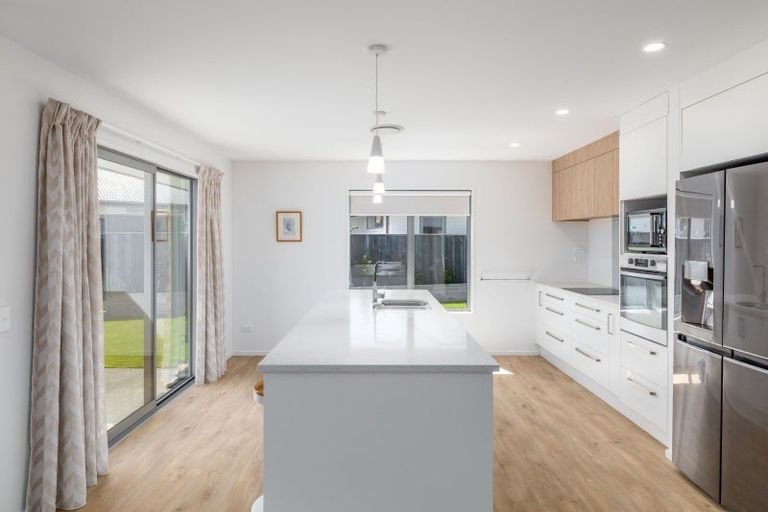 Photo of property in 46 Highgate Drive, Rangiora, 7400