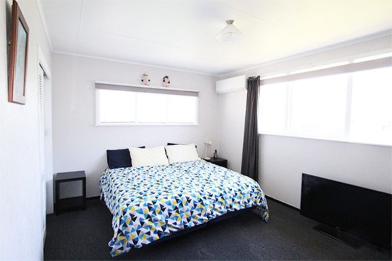 Photo of property in 12 Sedcole Street, Pahiatua, 4910