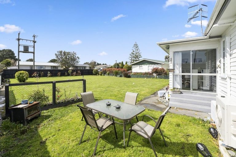 Photo of property in 7 Milne Street, Sanson, 4817