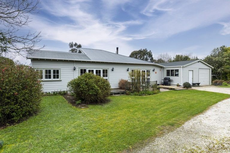 Photo of property in 19-23 Kakanui Road, Kakanui, Oamaru, 9495