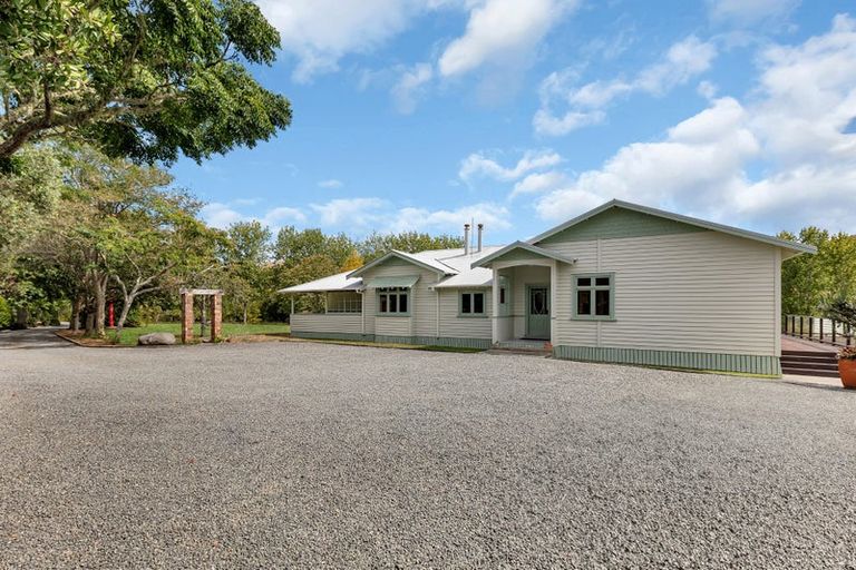 Photo of property in 285 Pataua North Road, Whareora, Whangarei, 0175