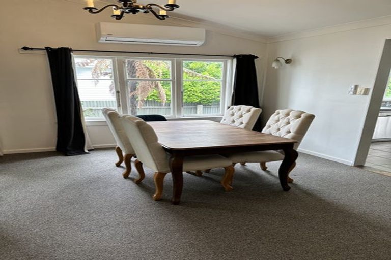 Photo of property in 702 Avenue Road West, Saint Leonards, Hastings, 4120