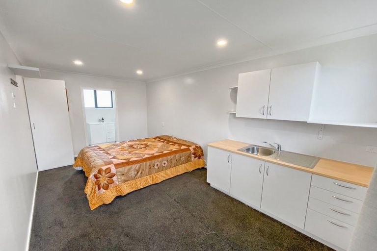 Photo of property in 39 Norbiton Road, Foxton, 4814