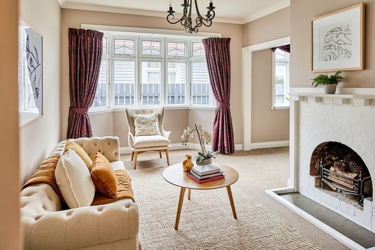 Photo of property in 172 Knights Road, Hutt Central, Lower Hutt, 5011