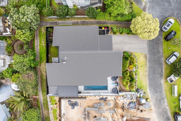 Photo of property in 30 Caroline Heights, Omaha, 0986