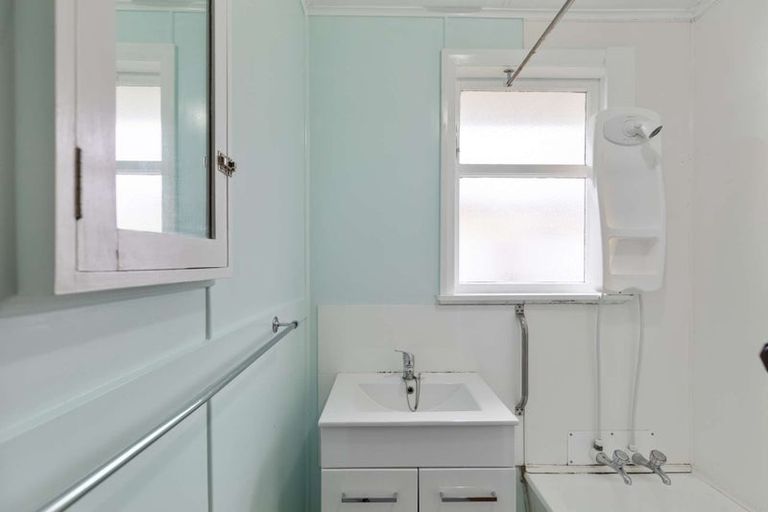 Photo of property in 172 Puriri Street, Castlecliff, Whanganui, 4501