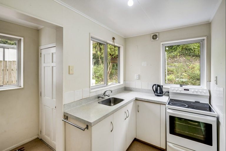 Photo of property in 9 Chaucer Road, Hospital Hill, Napier, 4110