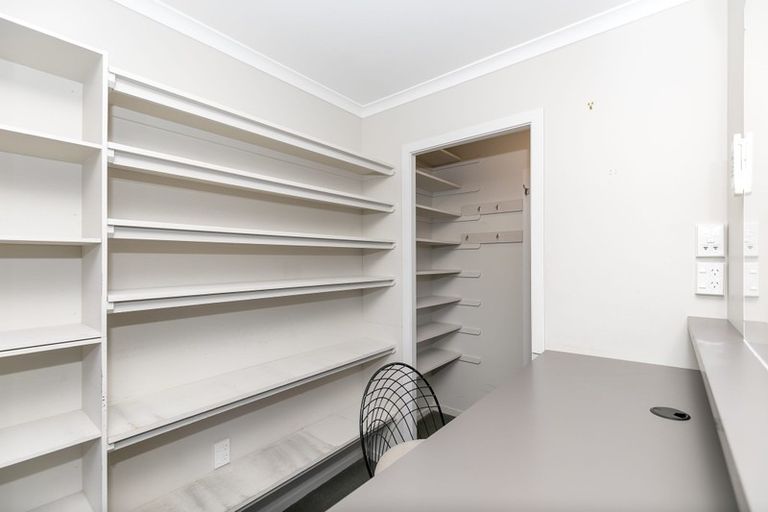 Photo of property in 1 Gerrand Place, Chedworth, Hamilton, 3210