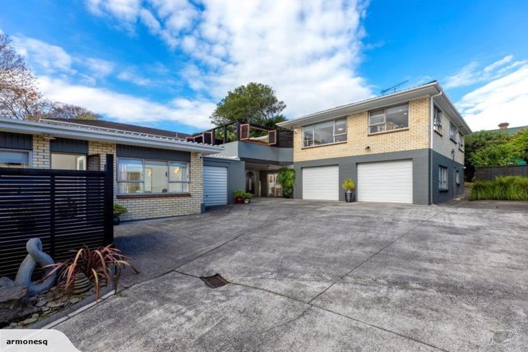 Photo of property in 12 Green Lane East, Pukekohe, 2120