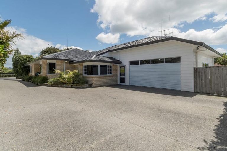 Photo of property in 108 Moffat Road, Bethlehem, Tauranga, 3110