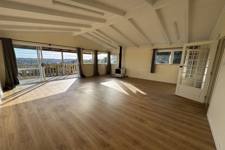 Photo of property in 575 East Coast Road, Browns Bay, Auckland, 0630