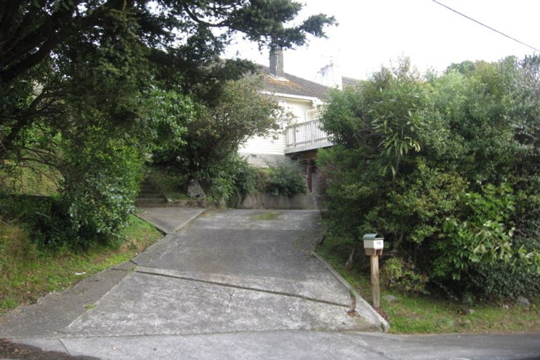 Photo of property in 16 Blakey Avenue, Karori, Wellington, 6012