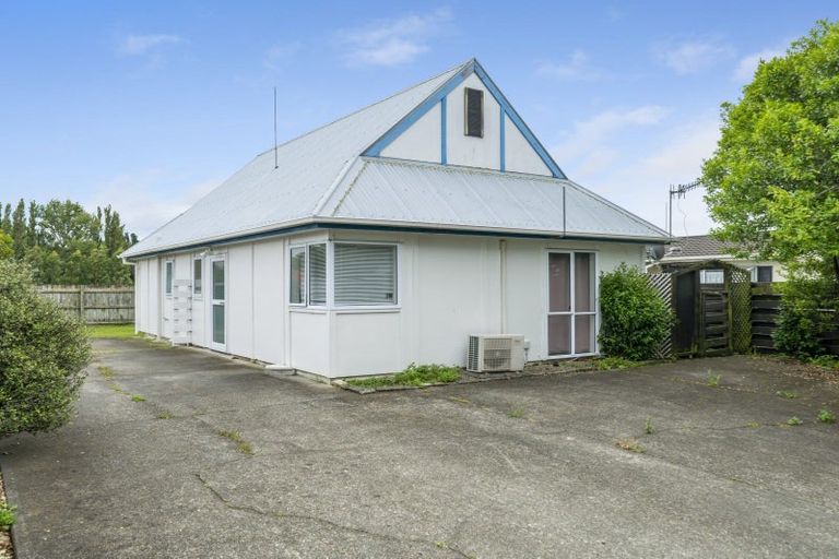 Photo of property in 60 Newton Place, Westbrook, Palmerston North, 4412