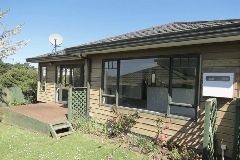 Photo of property in 8 Marjory Close, Broadmeadows, Wellington, 6035