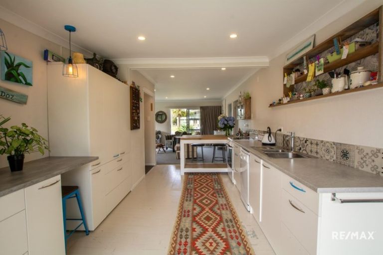 Photo of property in 14a Athenree Road, Athenree, Katikati, 3177