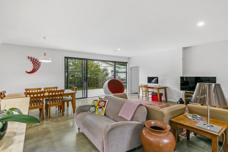 Photo of property in 43a Heretaunga Street, Petone, Lower Hutt, 5012