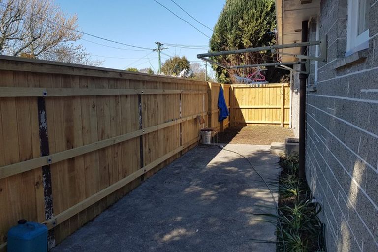 Photo of property in 36 Coniston Avenue, Ilam, Christchurch, 8041