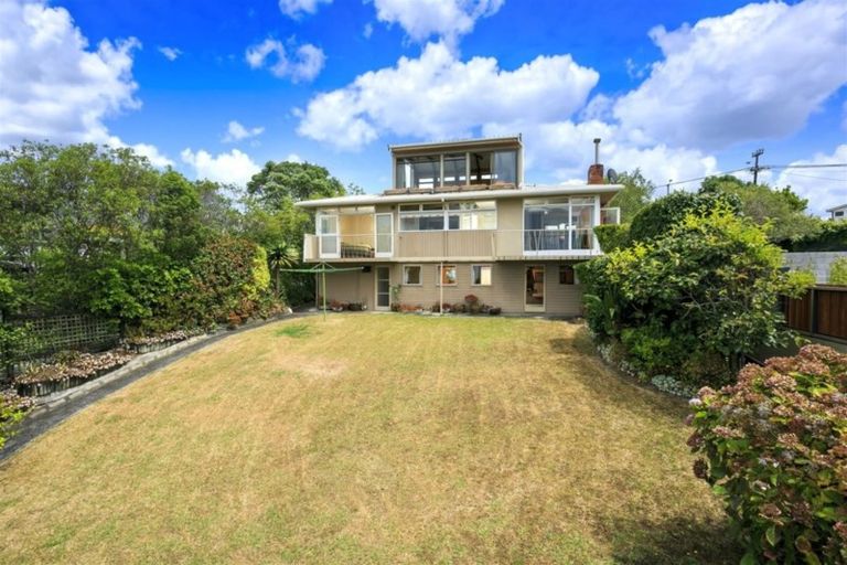 Photo of property in 191 Beach Road, Castor Bay, Auckland, 0620