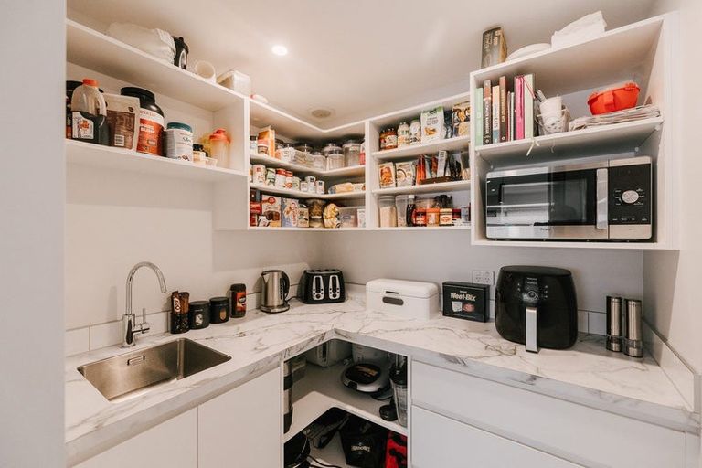 Photo of property in 12 Serenity Crescent, Kelvin Grove, Palmerston North, 4414