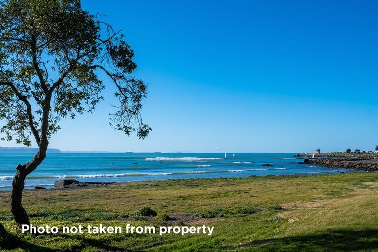 Photo of property in 3/16 Charles Street, Westshore, Napier, 4110