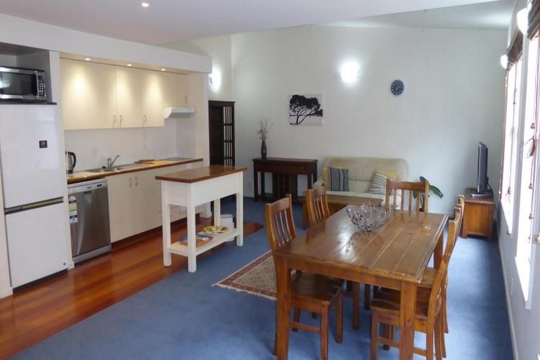 Photo of property in Hopper Street Apartments, 3/20 Hopper Street, Mount Cook, Wellington, 6011