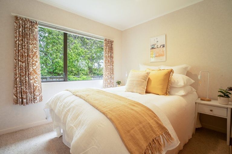 Photo of property in 171 Westchester Drive, Churton Park, Wellington, 6037