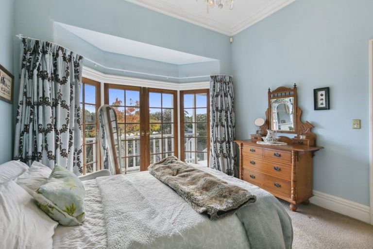 Photo of property in 11 Braithwaite Street, Karori, Wellington, 6012