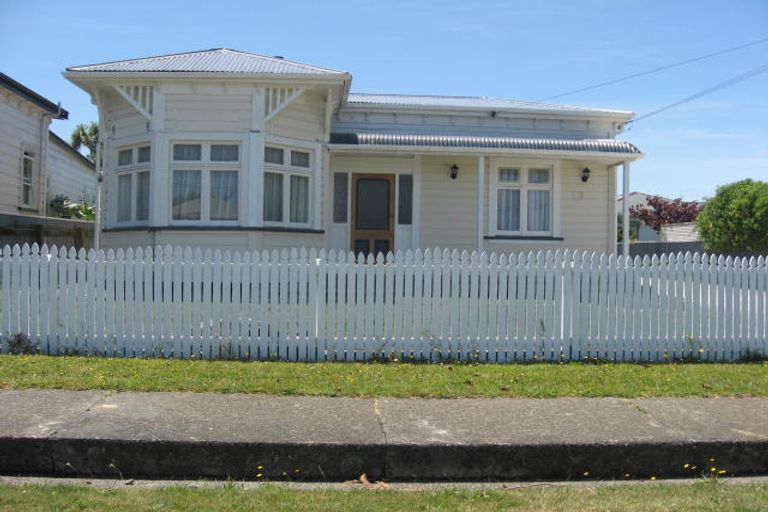 Photo of property in 19 Giesen Road, Feilding, 4702
