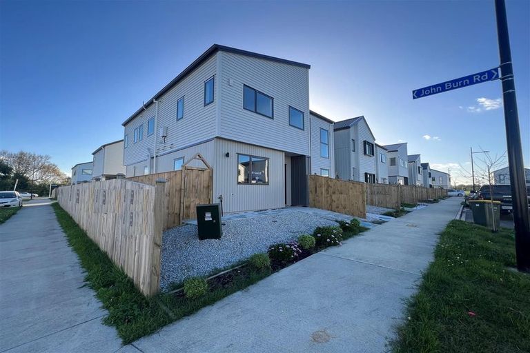 Photo of property in 51 Kairakau Street, Papakura, 2110