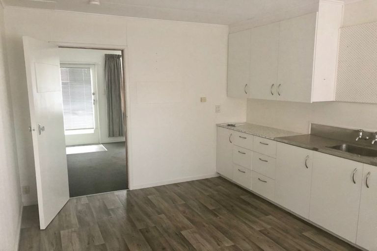 Photo of property in 1-6/74 Hokonui Drive, Gore, 9710