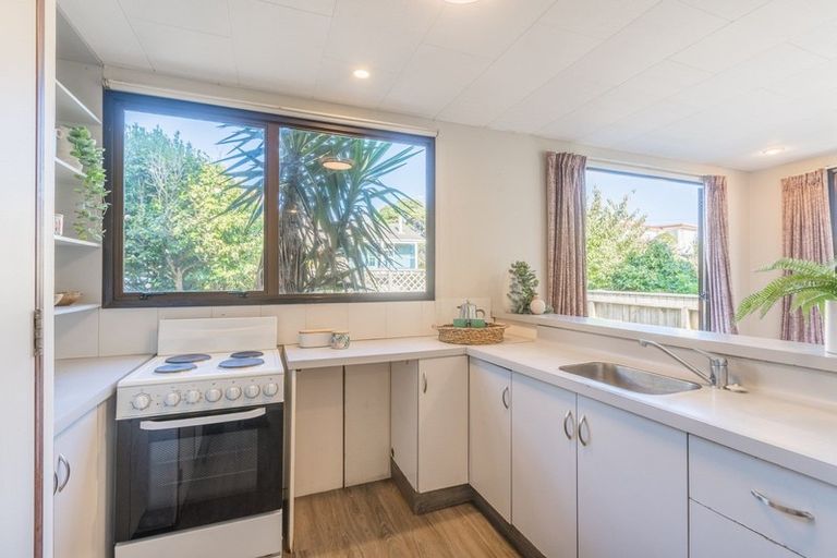 Photo of property in 10a Poplar Avenue, Raumati South, Paraparaumu, 5032