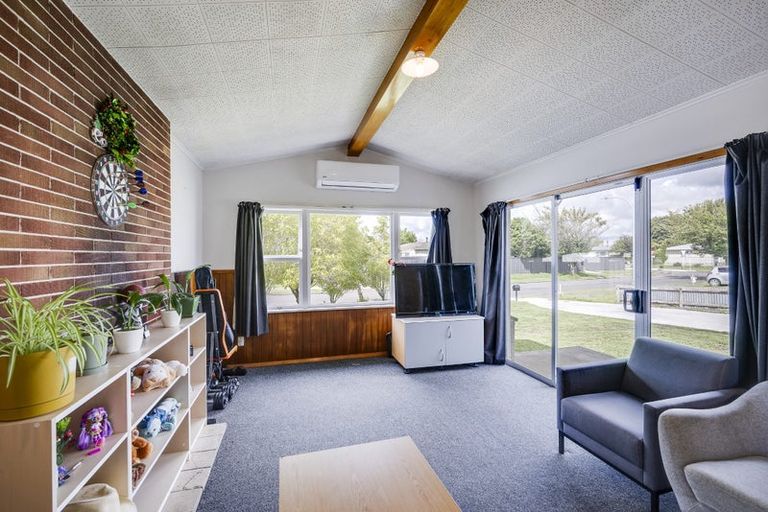 Photo of property in 6 James Foley Avenue, Pirimai, Napier, 4112