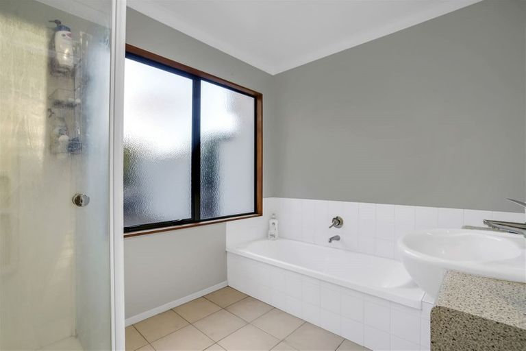 Photo of property in 14 Stoneleigh Drive, Chartwell, Hamilton, 3210