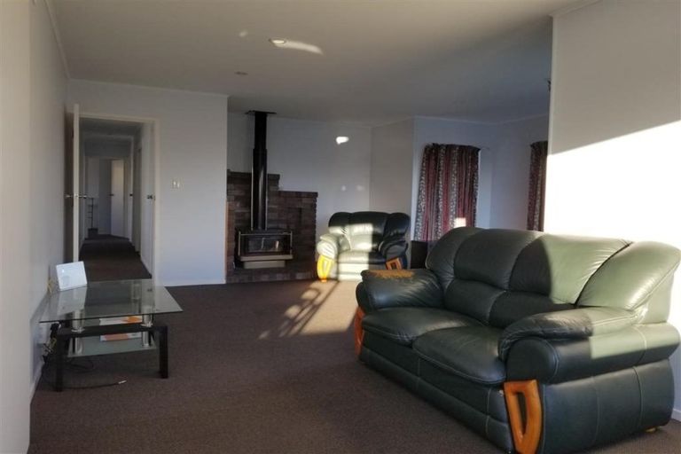 Photo of property in 138 Aviemore Drive, Highland Park, Auckland, 2010