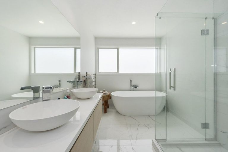 Photo of property in 33 Roy Hilton Drive, Flagstaff, Hamilton, 3210